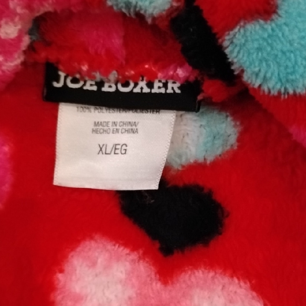 Joe Boxer Red and Pink Heart Robe - Picture 3 of 3